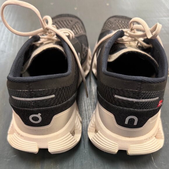 ON CLOUD X BLACK Women Size 7.5 Runnng Shoe - Picture 5 of 14